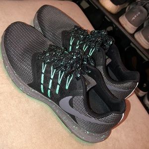 Nike Run Swift Tennis Shoes